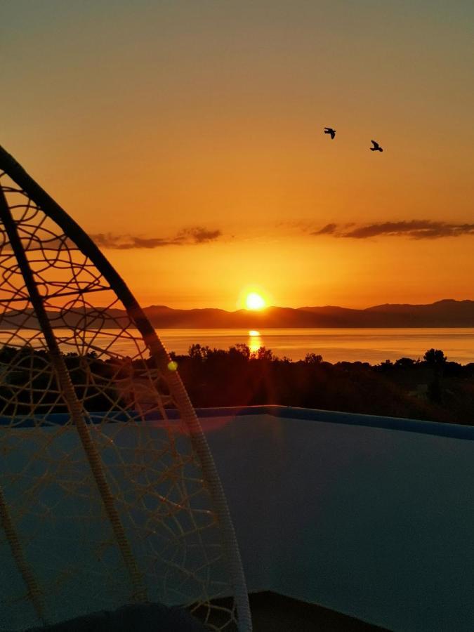 Sicci Villa Near The Airport & Sea Ateny Zewnętrze zdjęcie