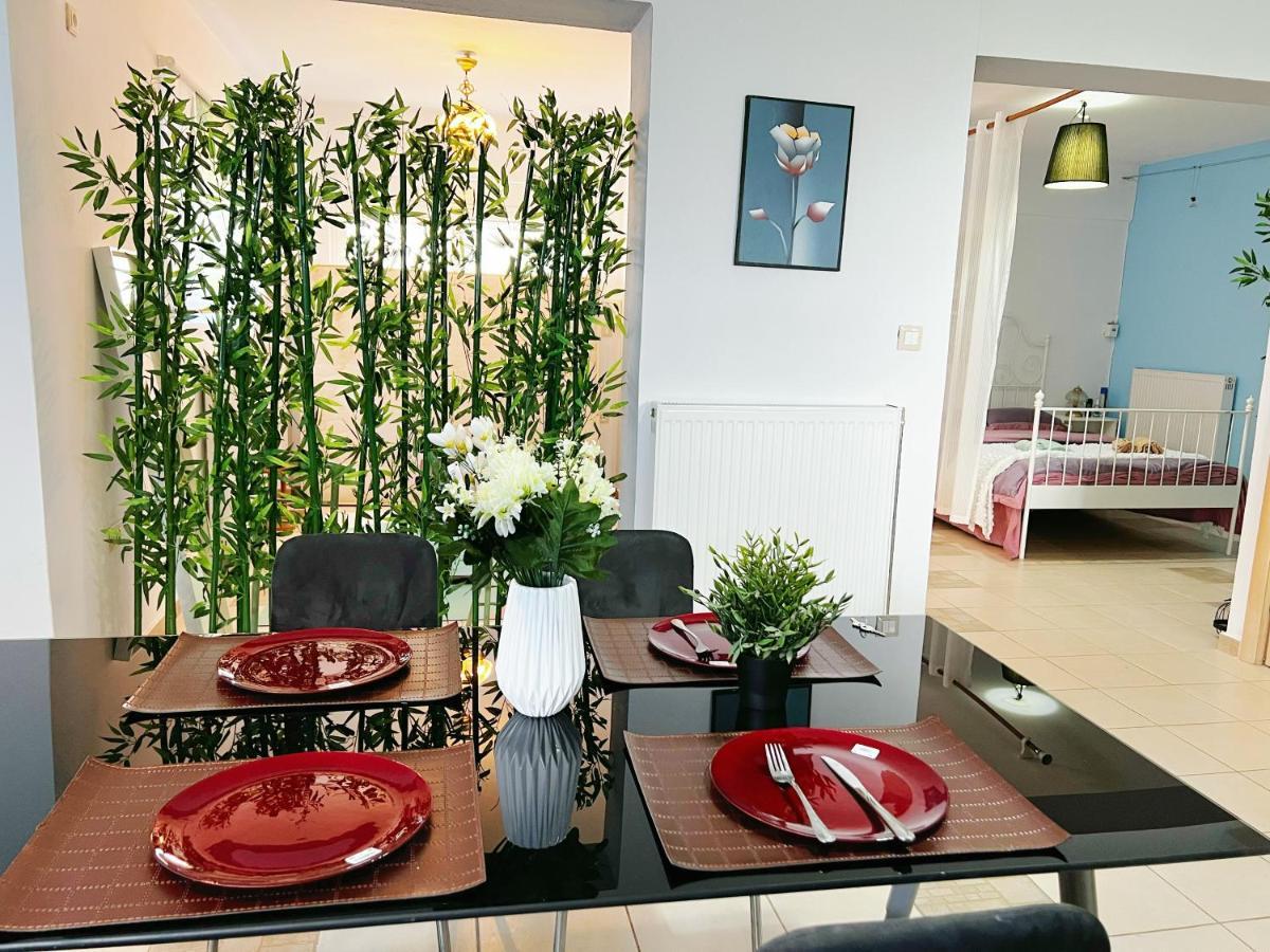 Sicci Villa Near The Airport & Sea Ateny Zewnętrze zdjęcie